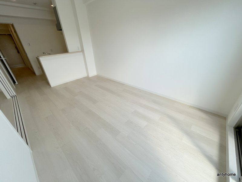 アーバンパーク新大阪　仲介手数料無料の居間・リビング