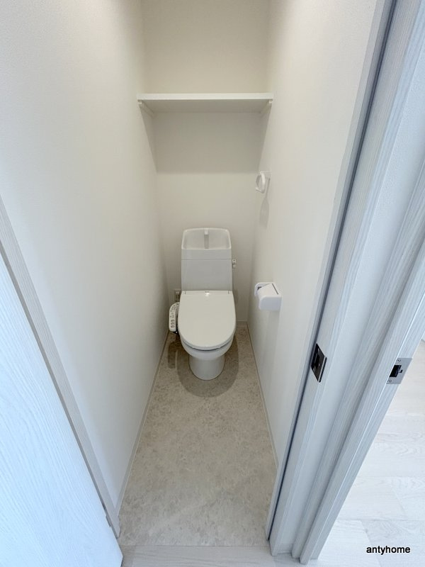 アーバンパーク新大阪　仲介手数料無料のトイレ