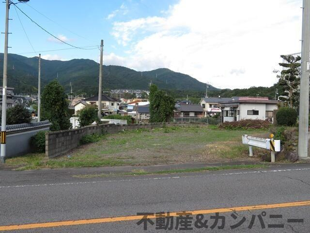 東温市則之内乙の売地の外観|外観は落ち着いています