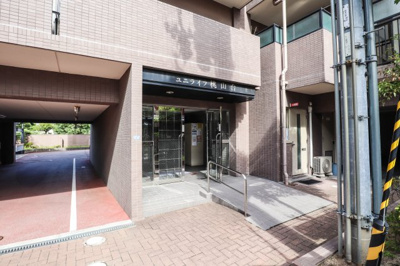 【エントランス】 | ユニライフ桃山台 | 安心のオートロックや宅配ボックスが有ります♪