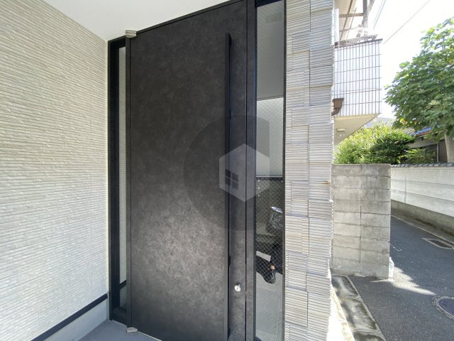 エアルレジデンス1のエントランス