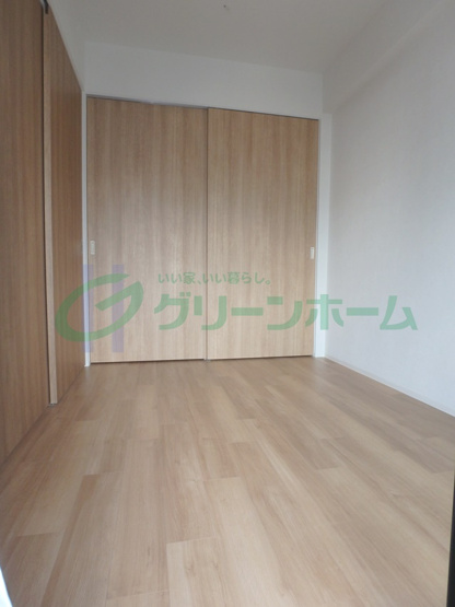 【寝室】 | ジリオ森ノ宮