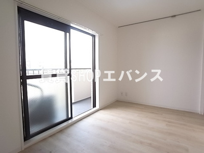 【居間・リビング】 | ラレーブ津田沼Ⅳ