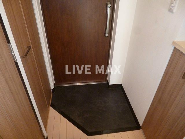 【玄関】アクロス京都七条鴨川御苑 