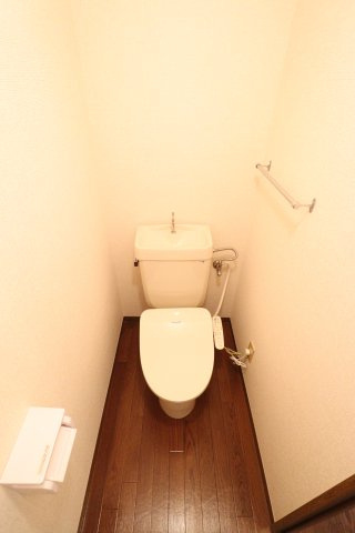 メゾンアベニューのトイレ