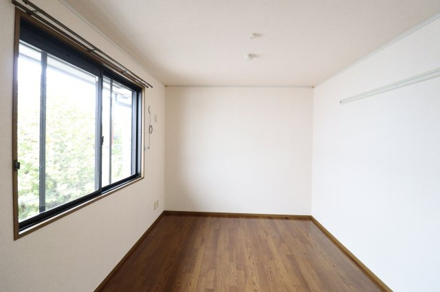 メゾンアベニューの洋室