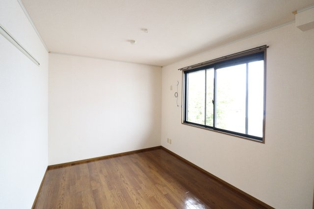 メゾンアベニューの洋室