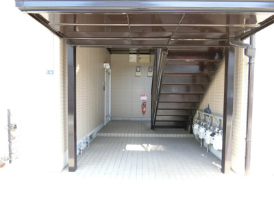 【エントランス】 | ハイツ常盤A