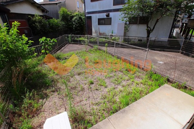 コンフォール津福のバルコニー|バルコニーからの眺めを楽しみながら食事をしませんか