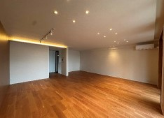 プレミエメゾンの居間・リビング