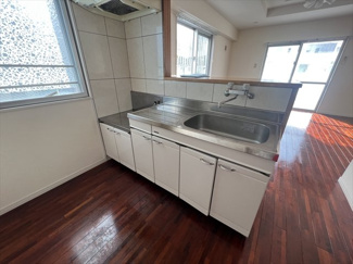  | クレストハイム雅