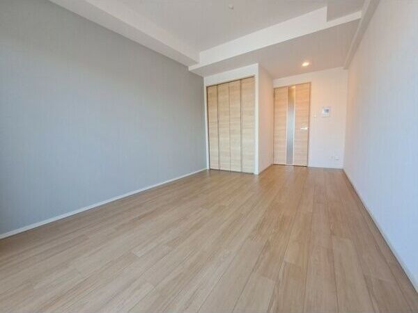 スプランディッド京橋EASTの寝室