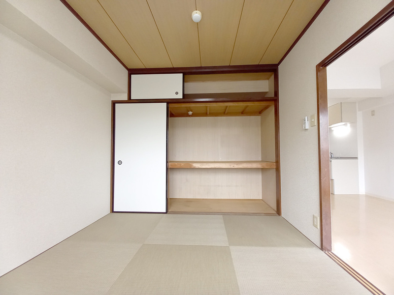 グランシャリオ成育の和室