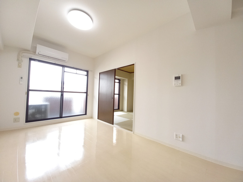 グランシャリオ成育の居間・リビング