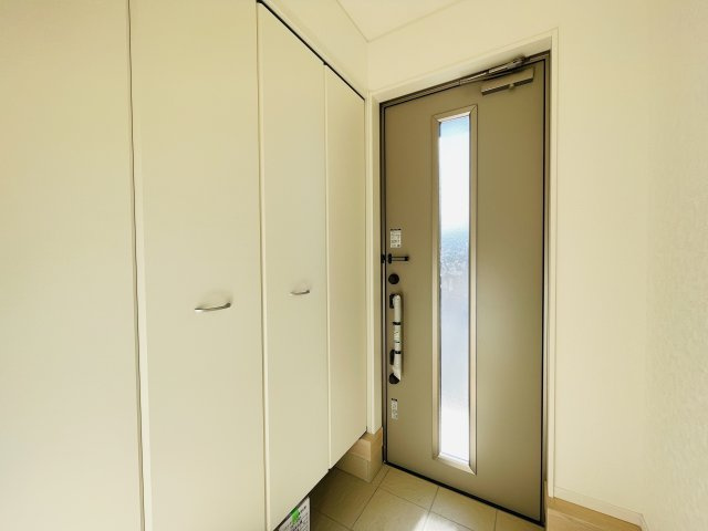 【玄関】 | 上里町大御堂第4   クレイドルガーデン　新築戸建　全2棟　2号棟