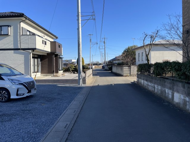 【前面道路含む現地写真】 | 上里町大御堂第4   クレイドルガーデン　新築戸建　全2棟　2号棟