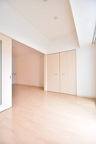 大阪市城東区関目３丁目の賃貸マンションの寝室