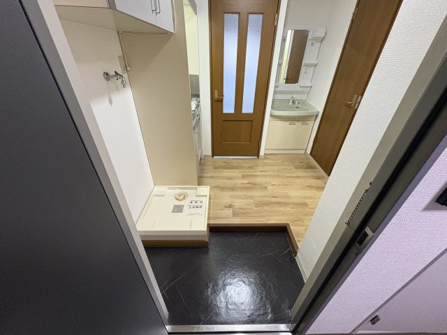 ニュープレジデント藤澤の玄関