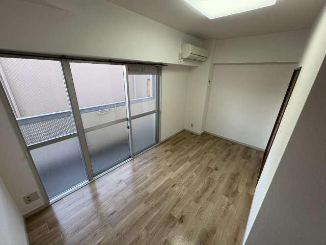 ニュープレジデント藤澤の居間・リビング