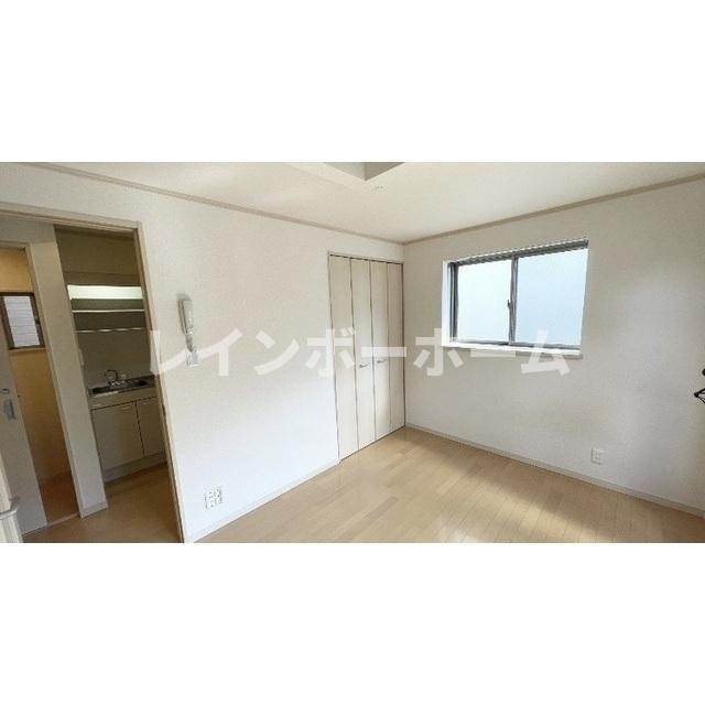 メゾンドFの居間・リビング|※別部屋参照写真になります。