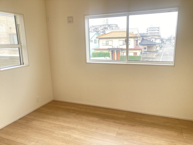 ブルーミングガーデン前橋市六供町3丁目　1号棟の洋室|2階洋室１です