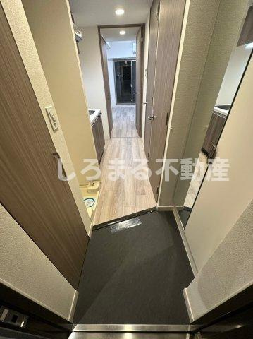 プレサンス堺筋本町ディスティニーの玄関