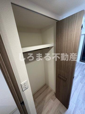 プレサンス堺筋本町ディスティニーの収納