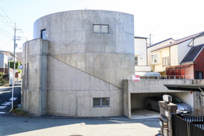 【その他】 | 豊中市緑丘１丁目　一戸建 | 角地に建つデザイナーズハウス♪
コンクリート打ちっぱなしのスタイリッシュなおうちです♪