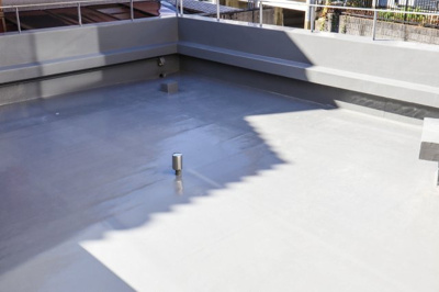 【バルコニー】 | 豊中市緑丘１丁目　一戸建 | LDからは広々としたルーフバルコニーに出る事が出来ます