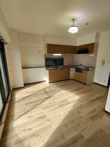 ビエント六甲2の居間・リビング