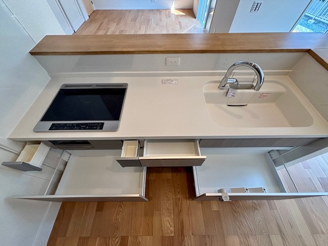 久留米市荒木町荒木15号地のキッチン