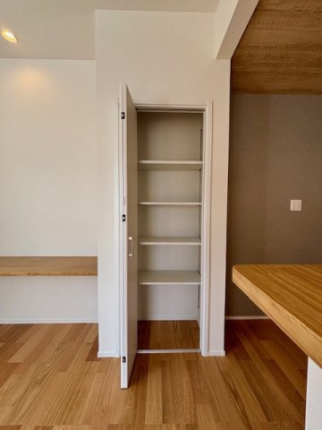 久留米市荒木町荒木15号地の収納