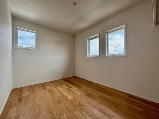 久留米市荒木町荒木15号地の洋室