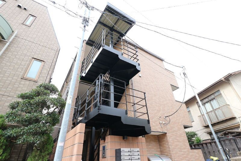 インスパーク本駒込の外観