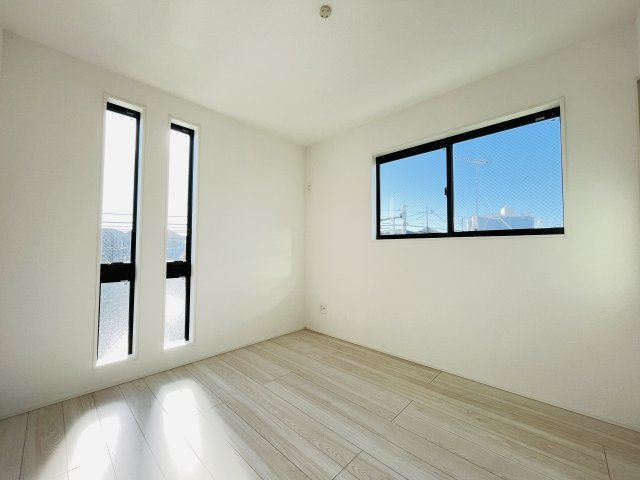 【洋室】 | 熊谷市石原3期　新築戸建　GRAFARE　全1棟