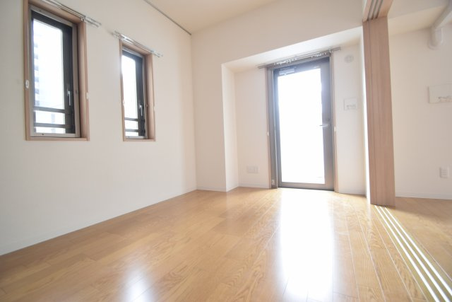 ウィステミラ西船橋の洋室|落ち着いた色調の洋室です