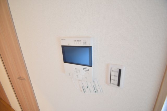 ウィステミラ西船橋のセキュリティ|オートロック　TVモニターホン
