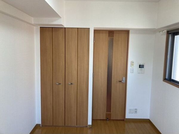 エステムコート難波サウスプレイスIIレフィーナの寝室