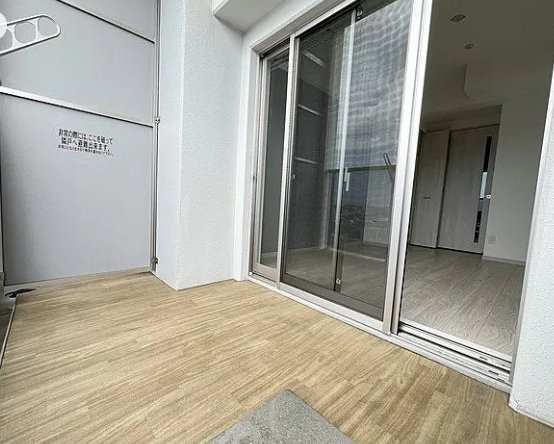 ブランシエスタ加島のバルコニー