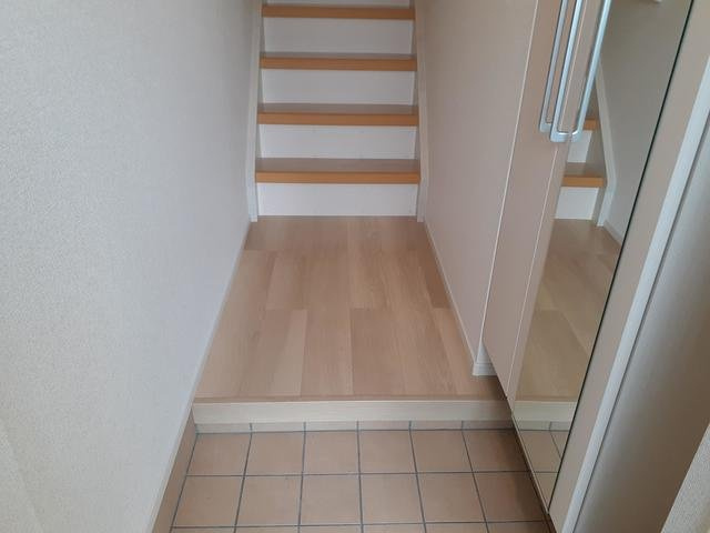 ファンド今宿Ⅱの玄関