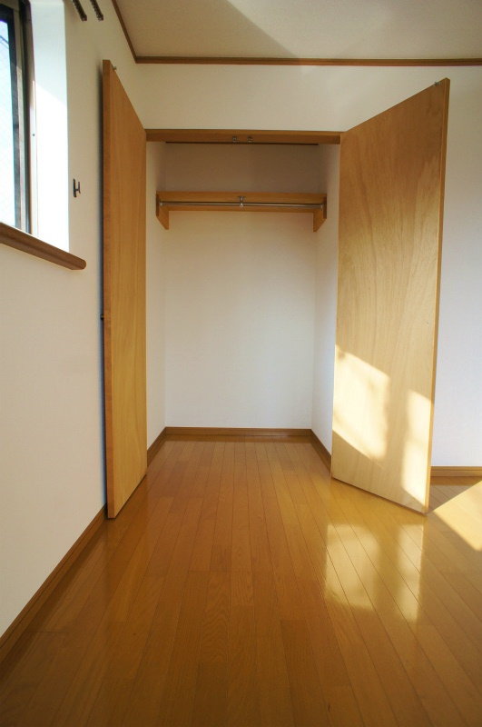 ソレイユ諏訪野の収納|収納スペース豊富です