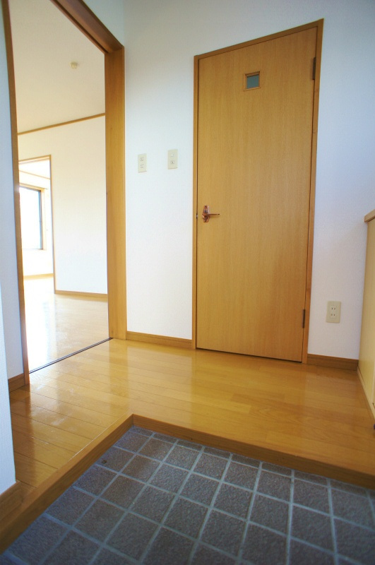 ソレイユ諏訪野の玄関|毎日通る玄関はこちらです