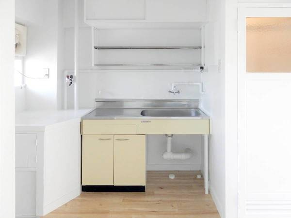 ビレッジハウス城東4号棟のキッチン|ビレッジハウスの同一物件・同一タイプの間取りの写真です