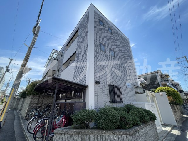 メゾンドファミールの外観|おしゃれな外観です