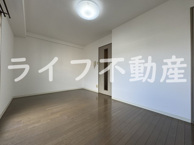 メゾンドファミールの居間・リビング|おしゃれな居間です