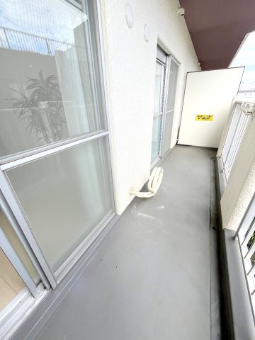 ハイネス福生のバルコニー