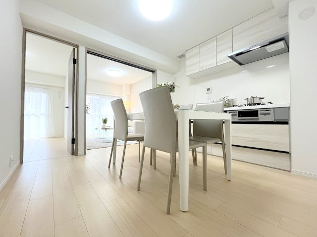 ハイネス福生の居間・リビング