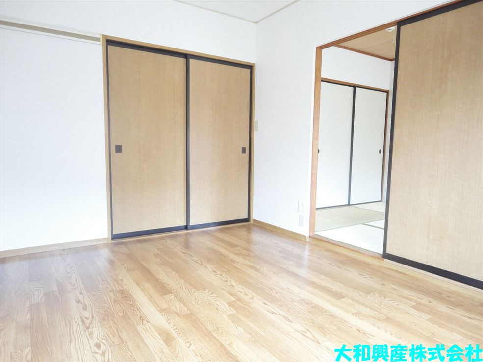 グリーンヴィラの居間・リビング