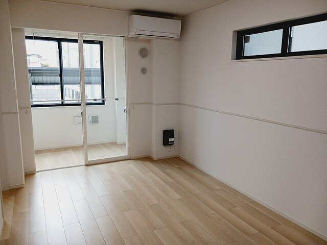 ヴィラージュ狭山祇園Ａの居間・リビング