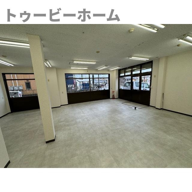 上の台Nスカイの居間・リビング|ゆったり過ごせる居間です